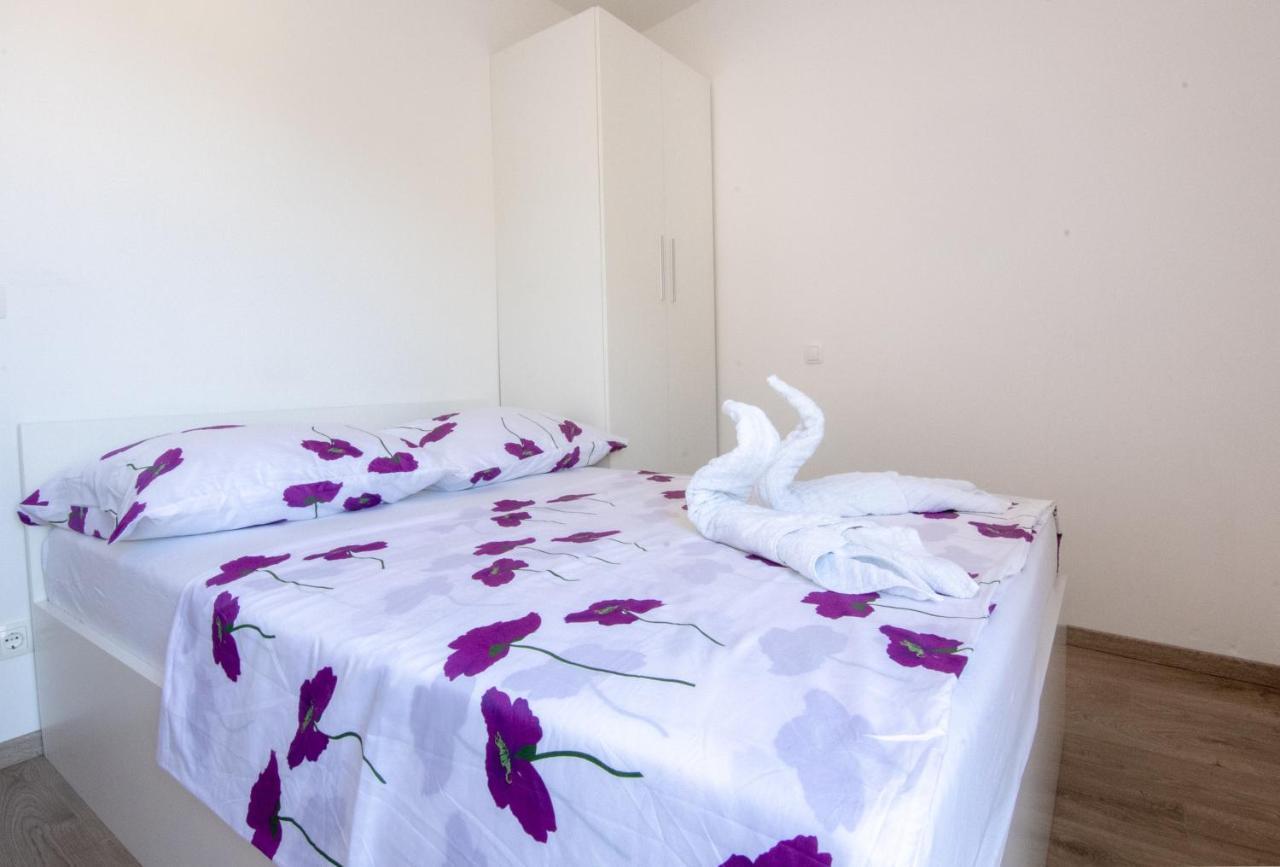 Apartman Perla Apartment Makarska Bagian luar foto